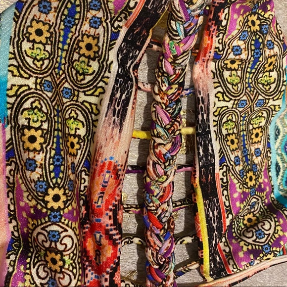 Luli Fama My way Strings to Braid Halter Top - Picture 7 of 12